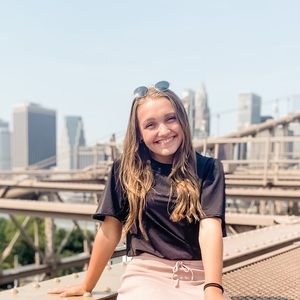 Meet your Posher, Stacey